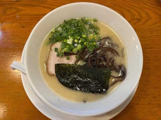 まるきんラーメン 白金店 - サブ画像1