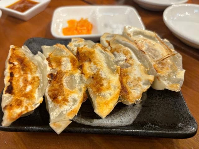 餃子のネオ大衆酒場 ニューカムラ名駅二丁目店 - サブ画像1
