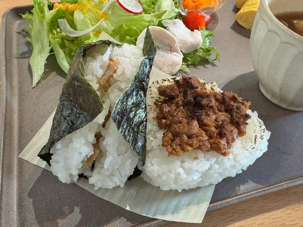 ふじむすびcafeさざなみ