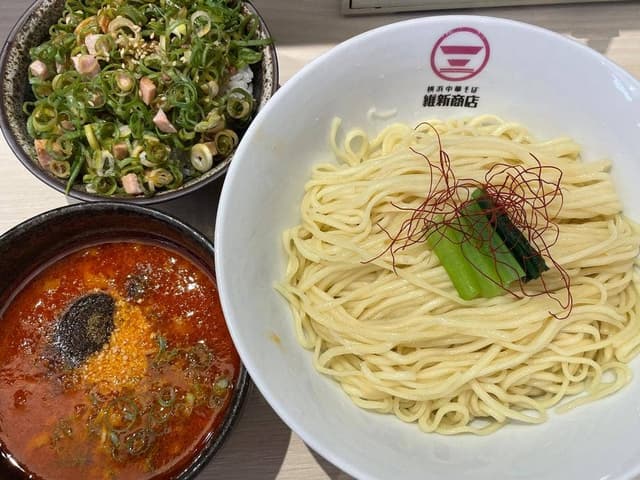 横浜中華そば 維新商店 みなとみらい店 - サブ画像3