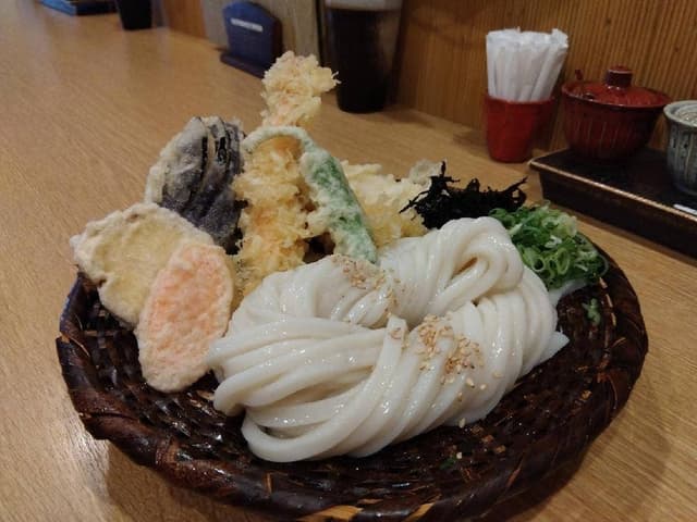 うどん 塩釜 - サブ画像2