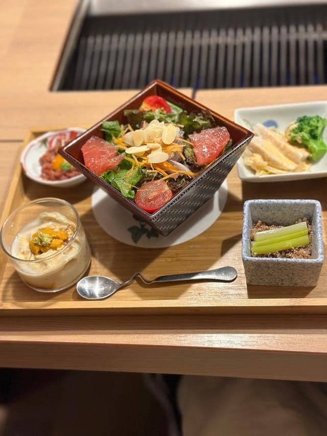 焼肉 吟次郎 東京駅丸の内店 - サブ画像1