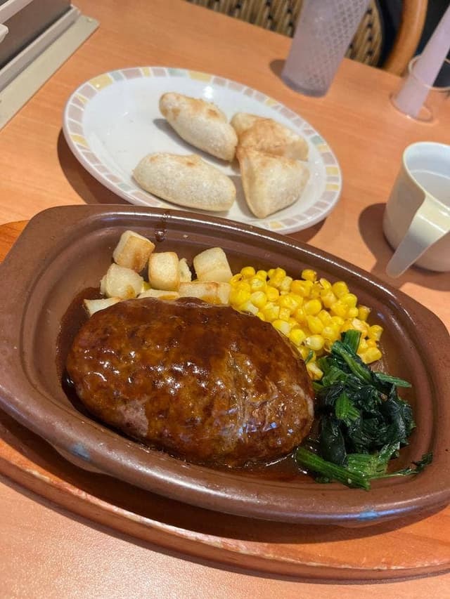 サイゼリヤ 青物横丁店 - サブ画像1