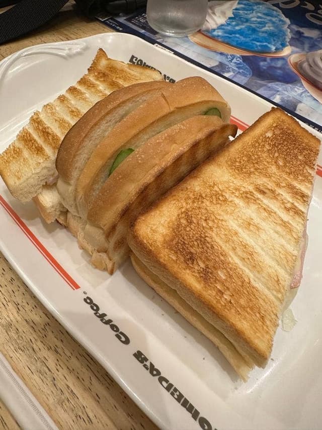 コメダ珈琲店 荻窪西口店 - サブ画像1