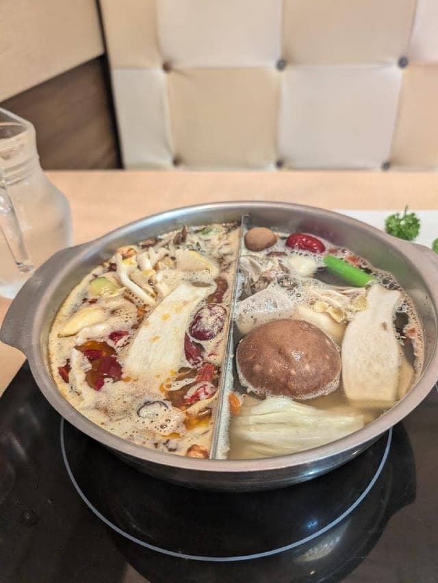 薬膳火鍋専門店 天香回味 玉川高島屋S・C店 - サブ画像1