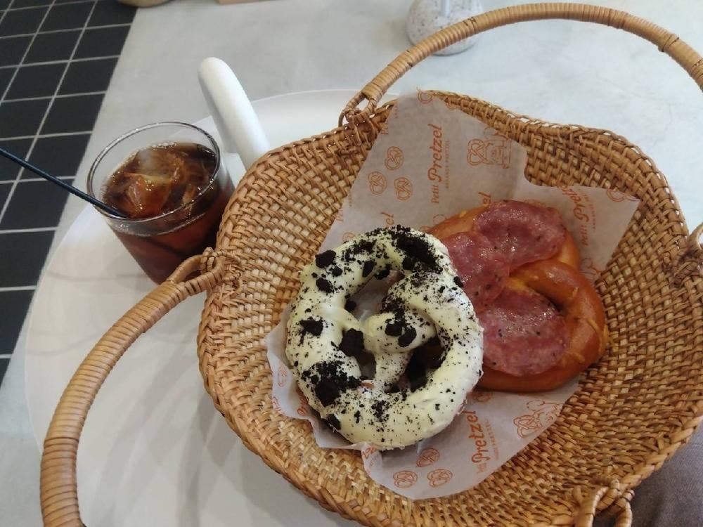 Petit Pretzel 中崎町店
