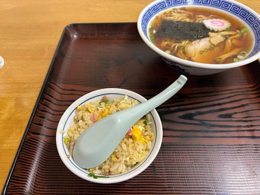 中央菜館