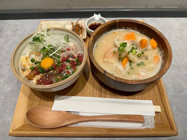こめらく 海鮮ごはんと和のスープ。渋谷地下街店 - サブ画像1