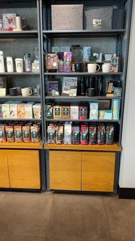 スターバックス コーヒー 各務原蘇原店 - サブ画像1