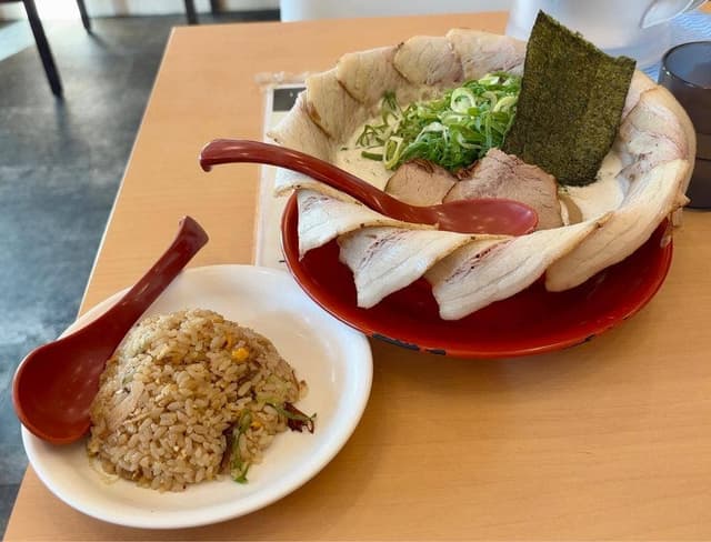 麺道しゅはり 三宮センタープラザ店 - サブ画像3