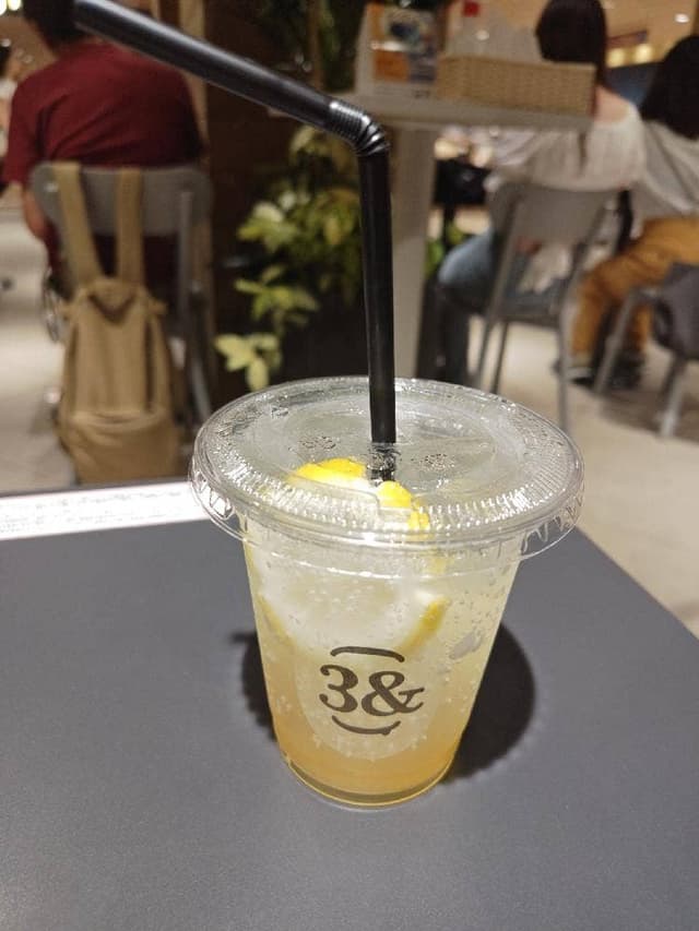 3& サンドとスカッシュ エキマルシェ大阪店 - サブ画像3