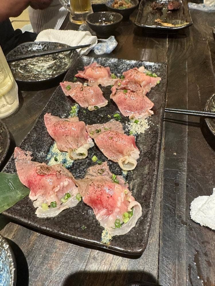 和牛もつ鍋と炙り和牛寿司 完全個室居酒屋 八重洲屋 八重洲日本橋店