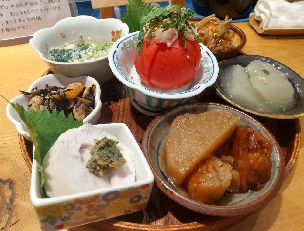 おばんざいと日本酒 こうめ