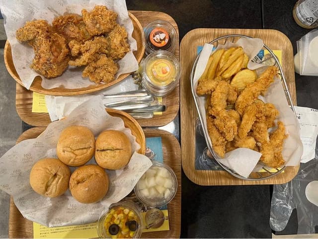 bb.q OLIVE CHICKEN café ヒルズウォーク徳重ガーデンズ店 - サブ画像1