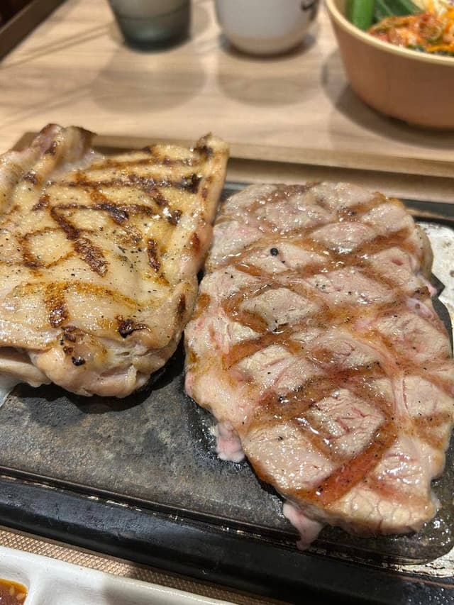 ステーキ屋 松 新杉田店 - サブ画像1