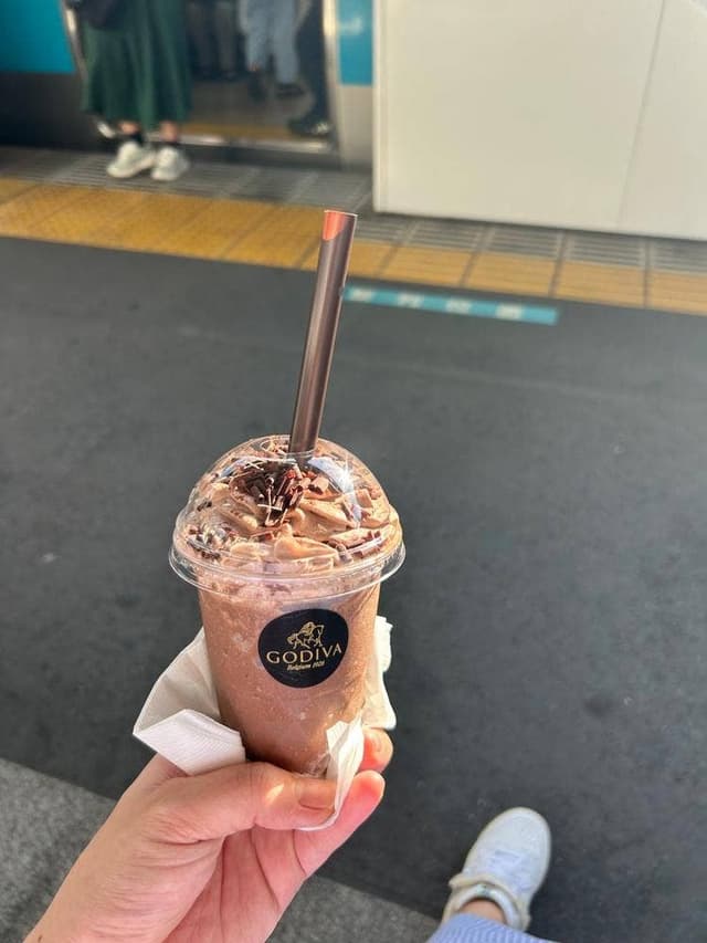 ゴディバ エキュート赤羽店 - サブ画像2