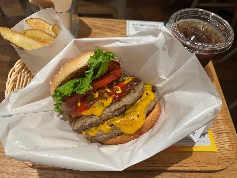 フレッシュネスバーガー Echika池袋店