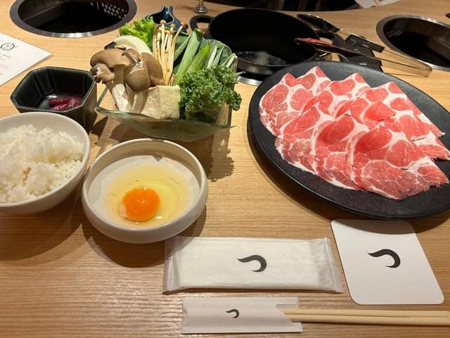 すき焼 しゃぶしゃぶ つかだ KITTE大阪店 - サブ画像1