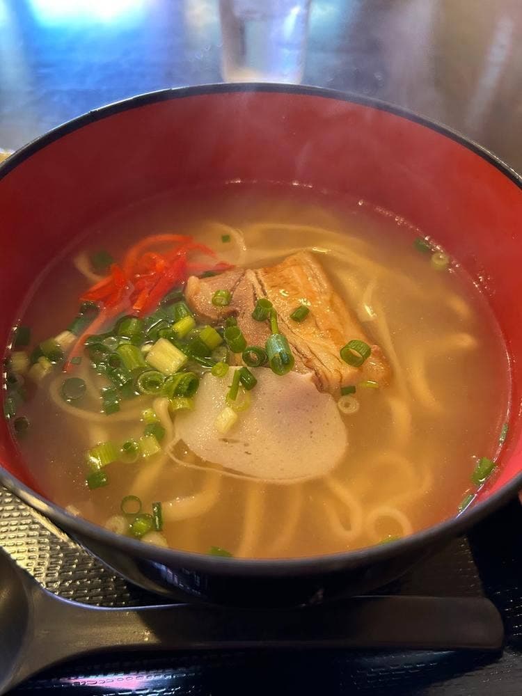 沖縄そば ちばりよ食堂