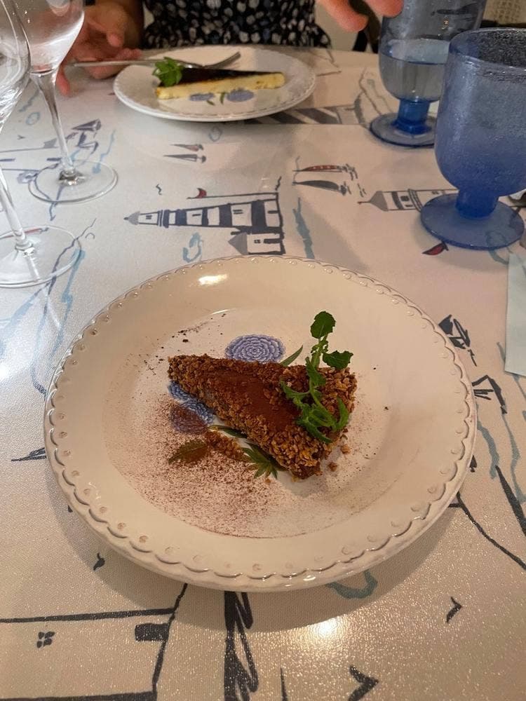 サルデーニャ料理とワイン グレコ