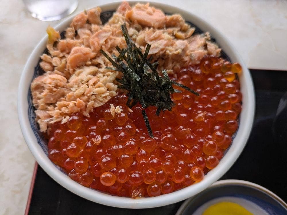 ウトロ漁協婦人部食堂