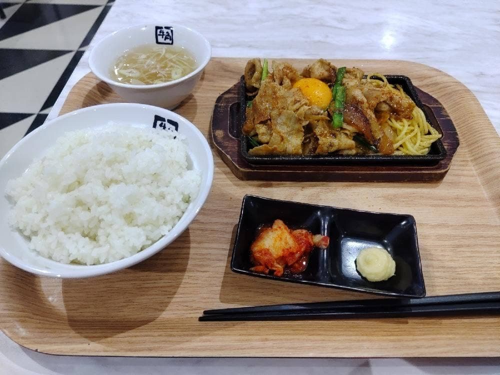 牛角焼肉食堂