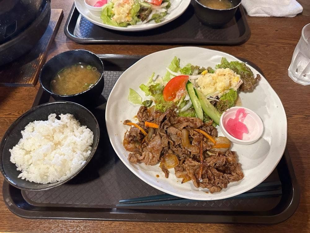 和牛炭火焼肉 つち井