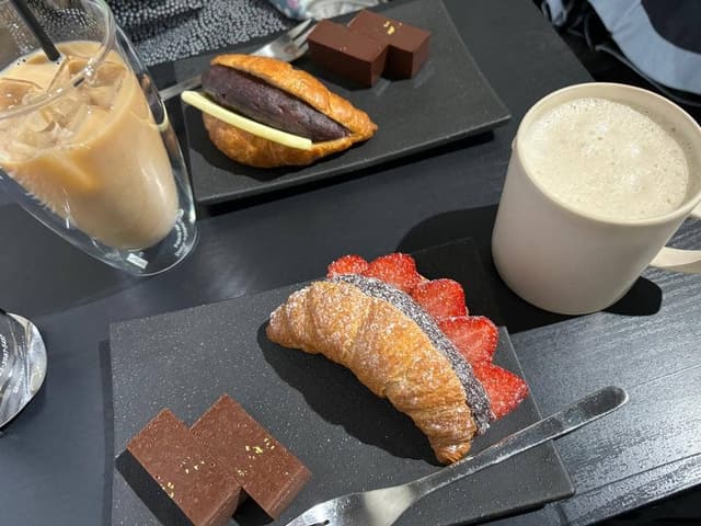 &Co. - サブ画像3