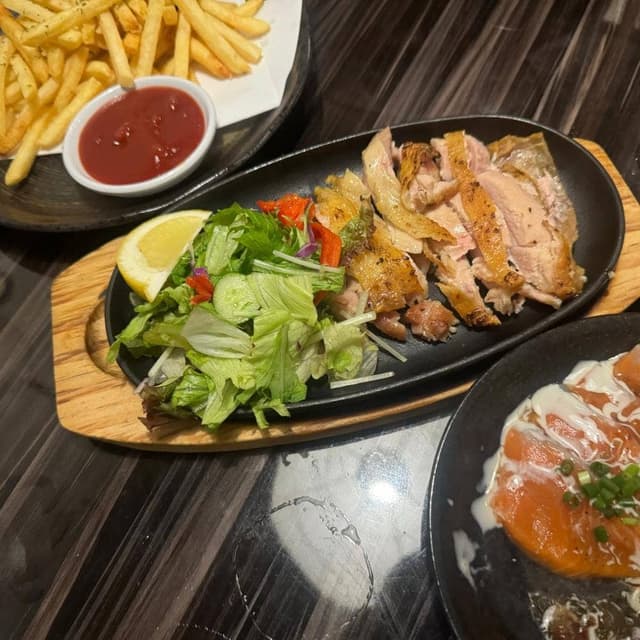 60品刺身や焼き鳥食べ放題 3時間飲み放題 完全個室居酒屋 あやめ庵 池袋西口店 - サブ画像1