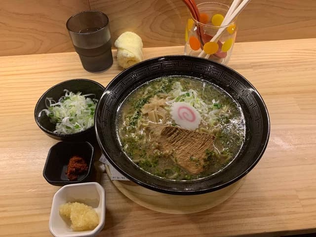 大衆食堂 第三倉庫 一撃製麺所 - サブ画像1
