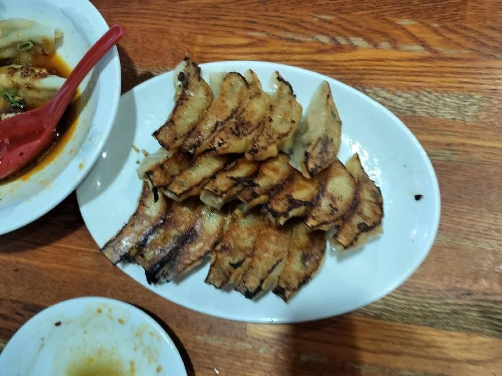 餃子屋七星