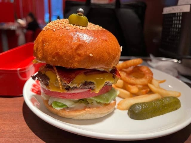 BROZERS' Hamburger 新富町店 - サブ画像1