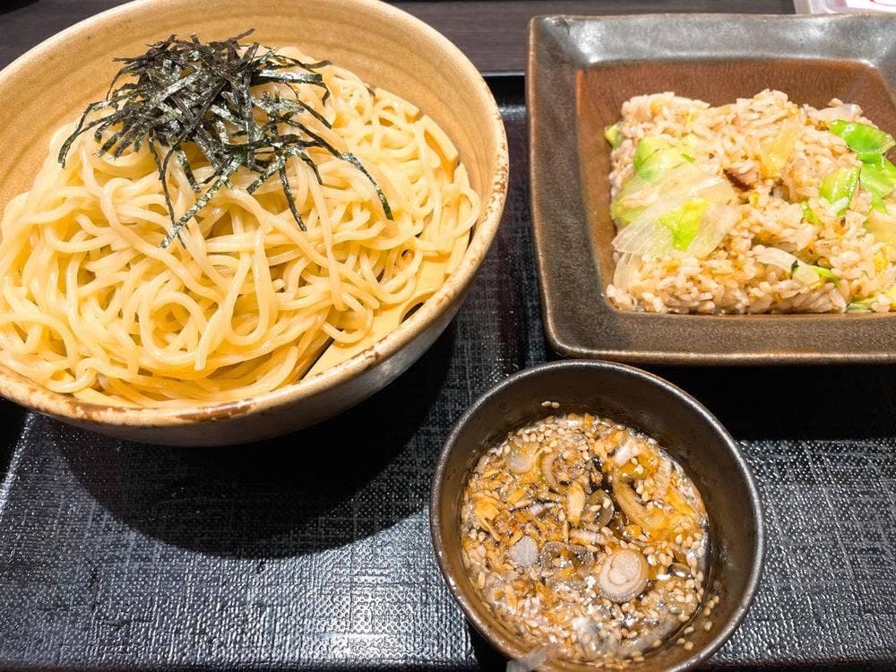 中華ファミリーレストラン 五味八珍 ラスカ熱海店