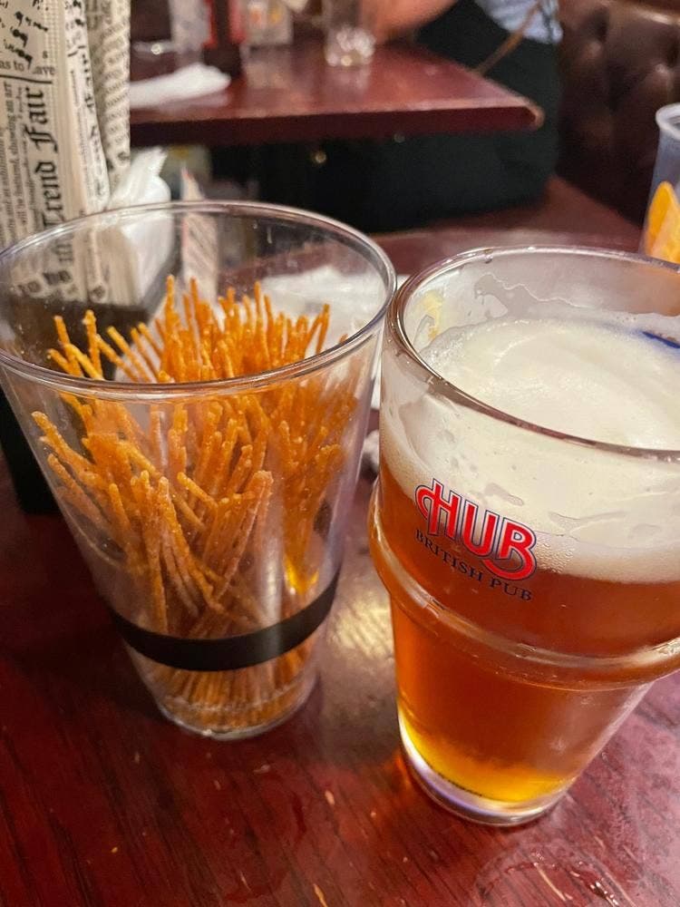 HUB 西武新宿駅前店