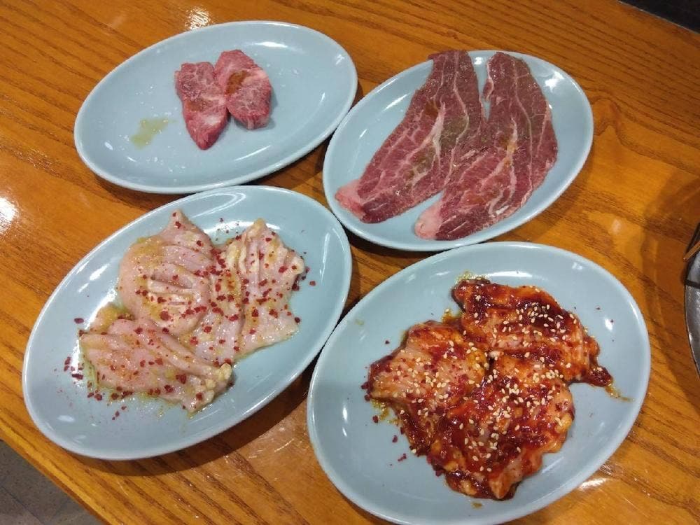 モツの関ちゃん