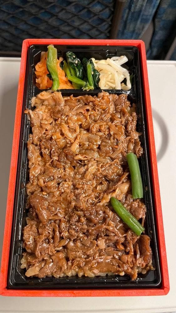 お弁当の南洋軒