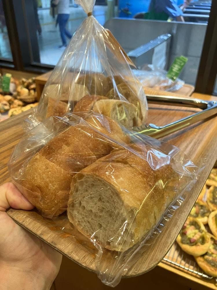 デ トゥット パンデュースエキマルシェ 大阪店