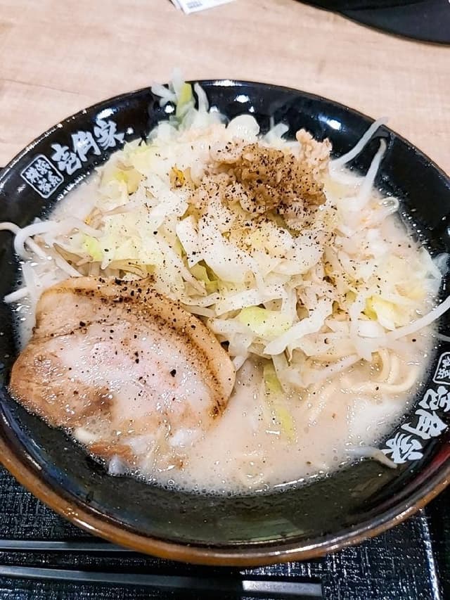 横浜家系ラーメン 壱角家 アリオ西新井店 - サブ画像1
