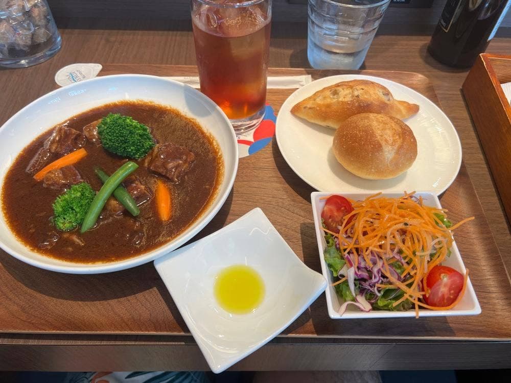 ラウンジ&バー グラン・ブルー 伊丹空港店