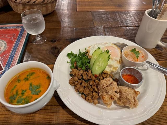 タイ料理カオニャオ - サブ画像1