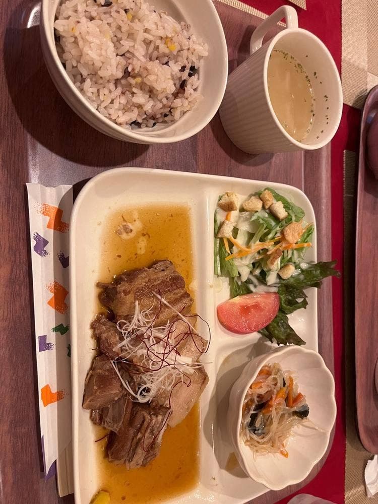 Dining Cafe Jin