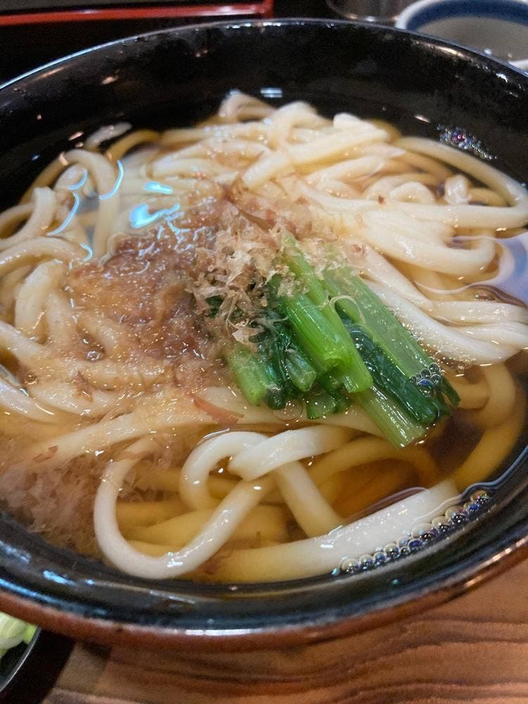 あじ川 うどん店