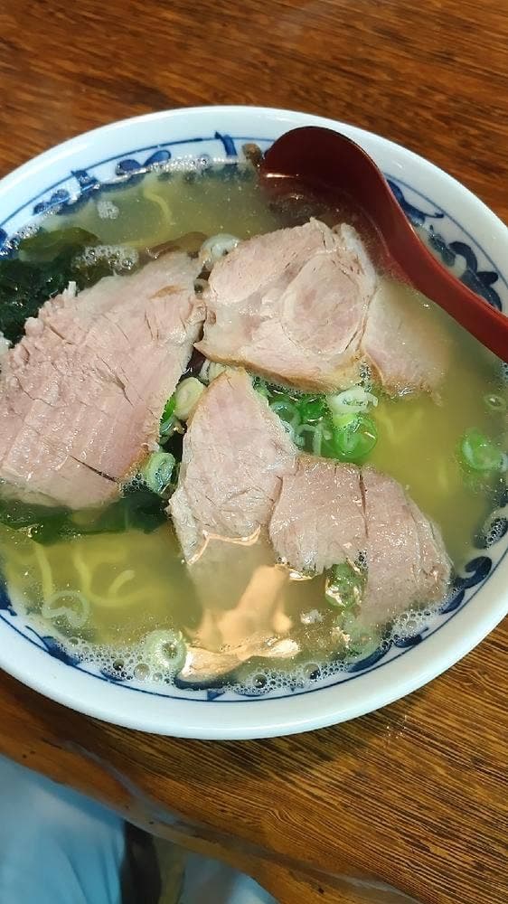 平凡くじら屋