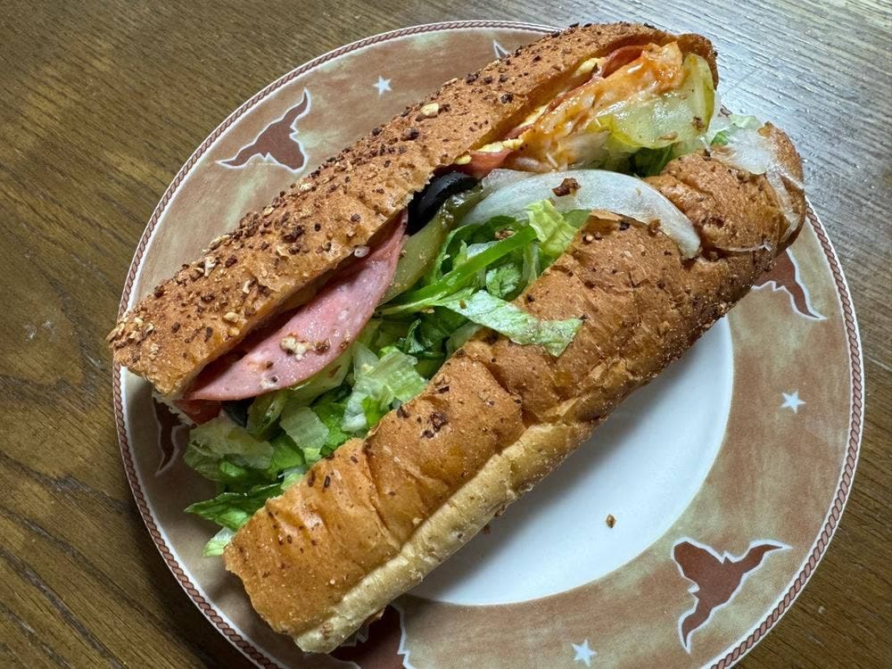 サブウェイ 大通 ル･トロワ店