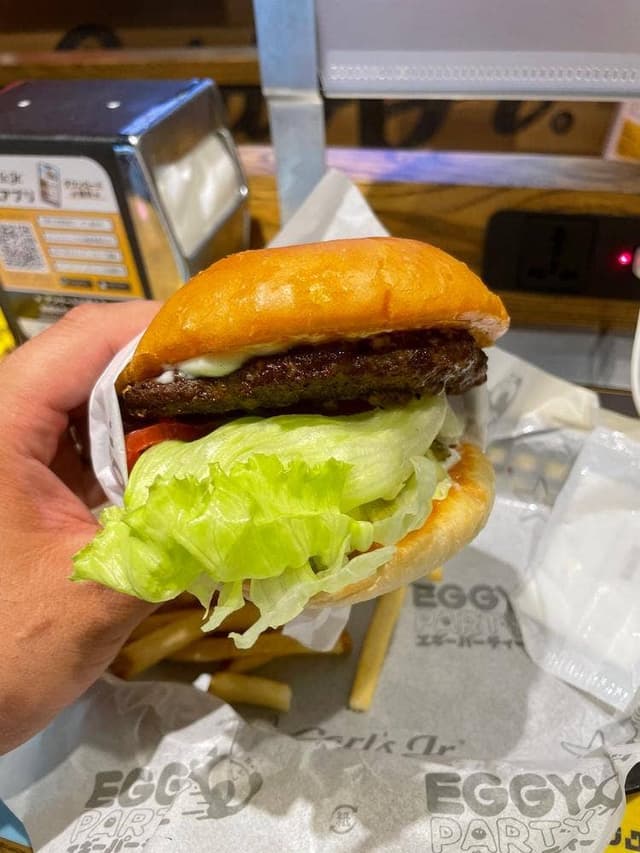 カールスジュニア 横須賀中央レストラン - サブ画像2