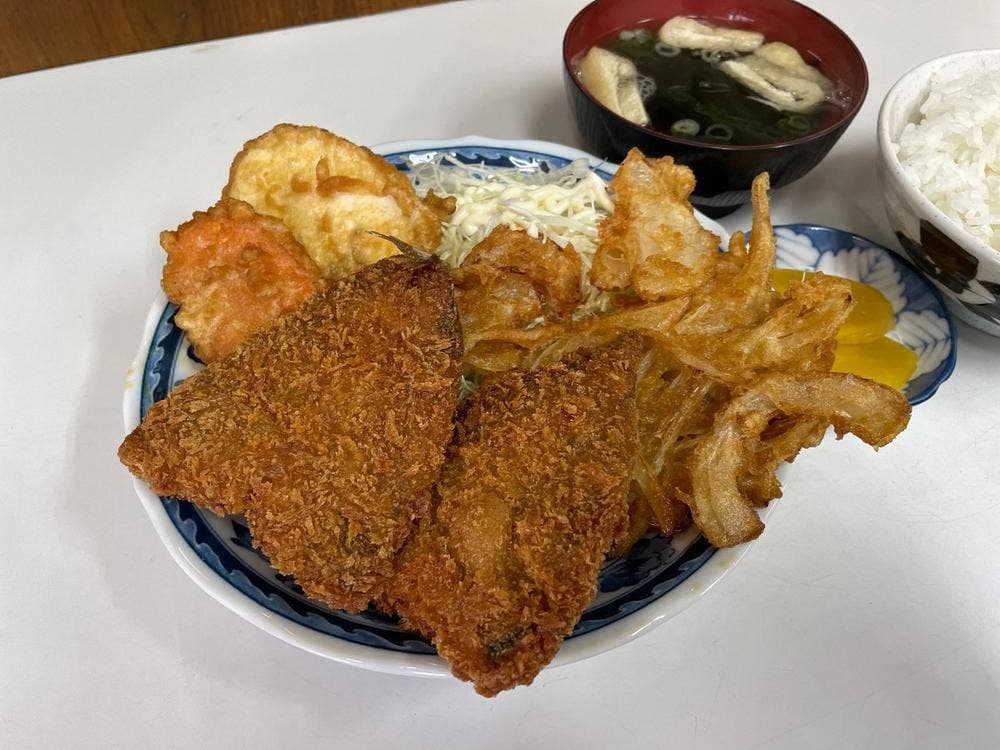 中鶴うどん