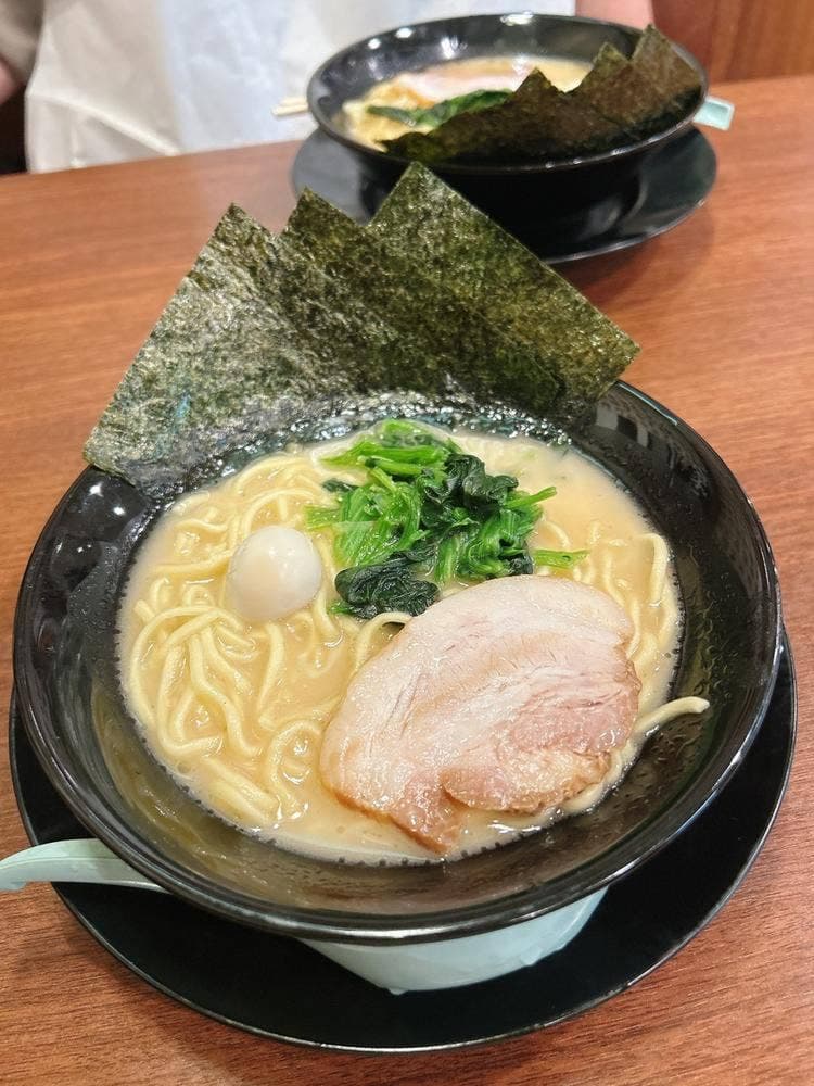 横濱家系ラーメン 石神井商店