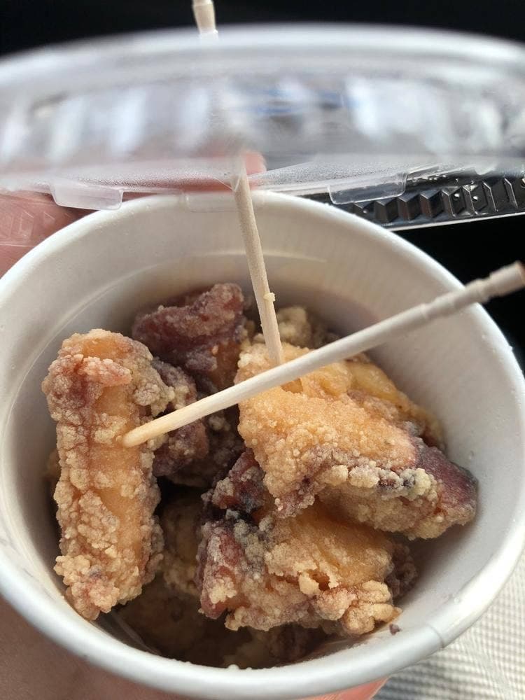 孝子屋 ぐるめ食品 増毛駅構内直売店