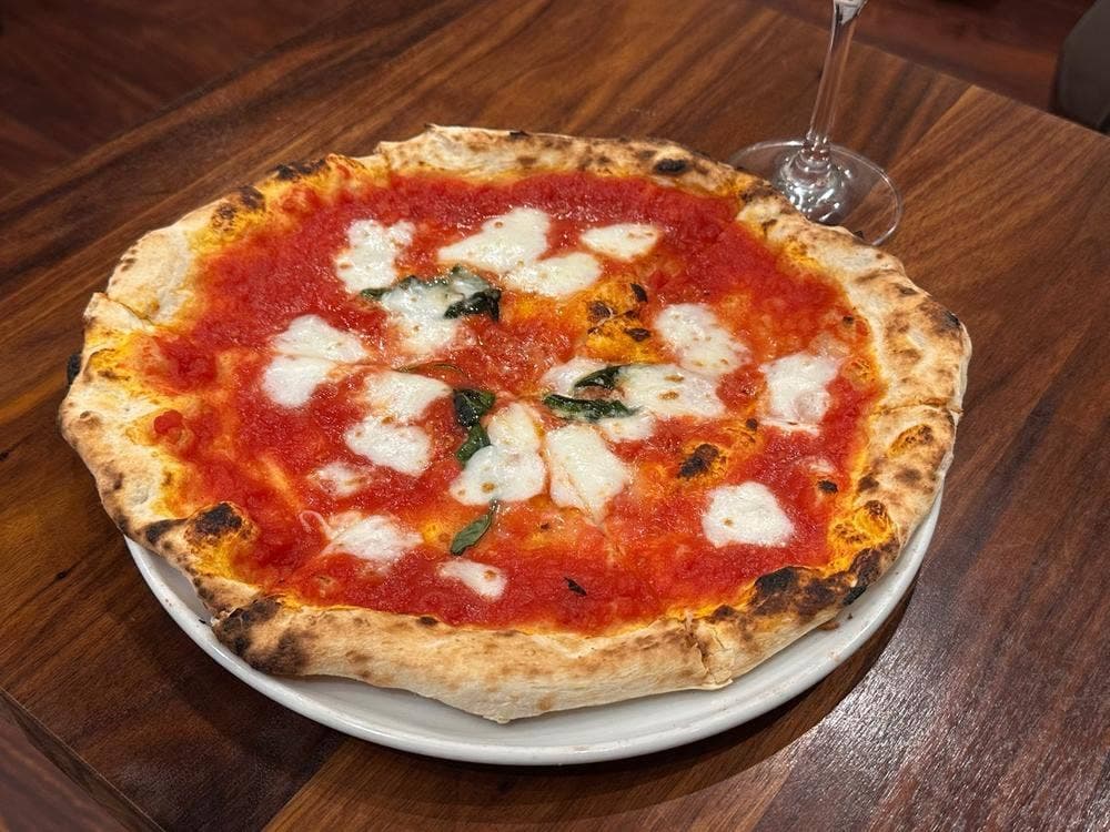 ピッツェリアバル サルーテ