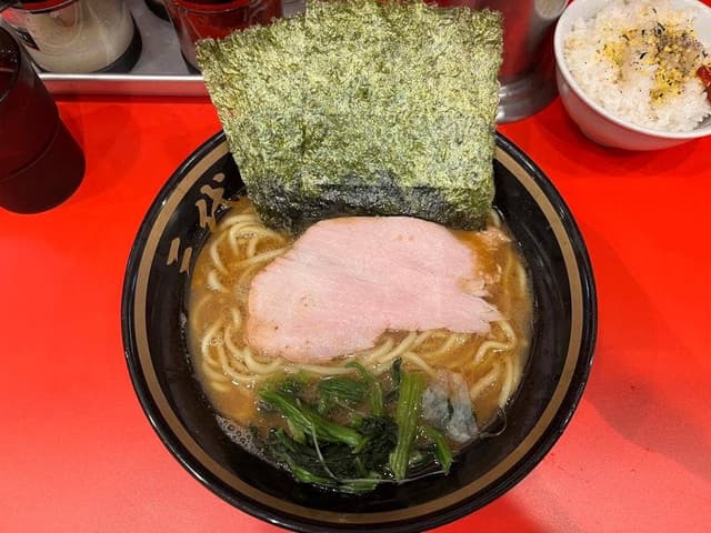 横濱家系ラーメン三代目 野中家 - サブ画像3